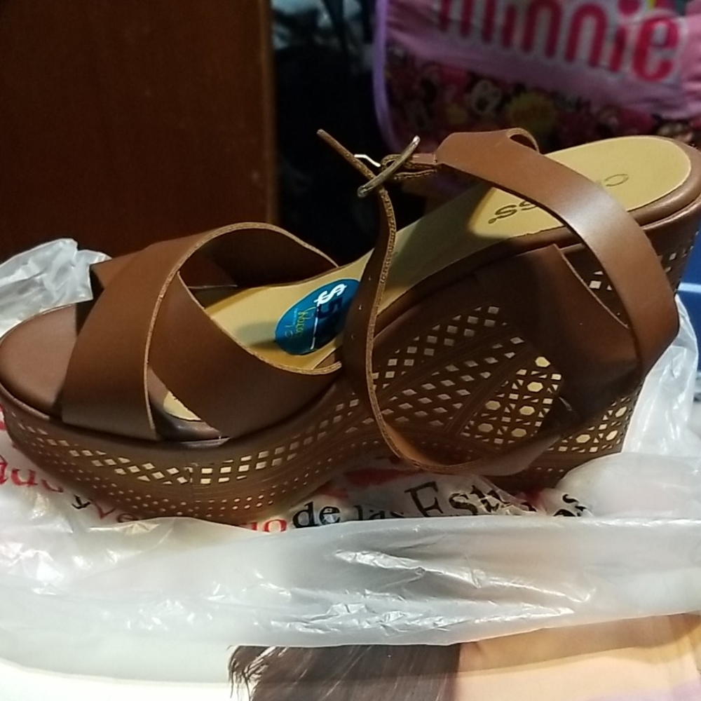 Women shoes
